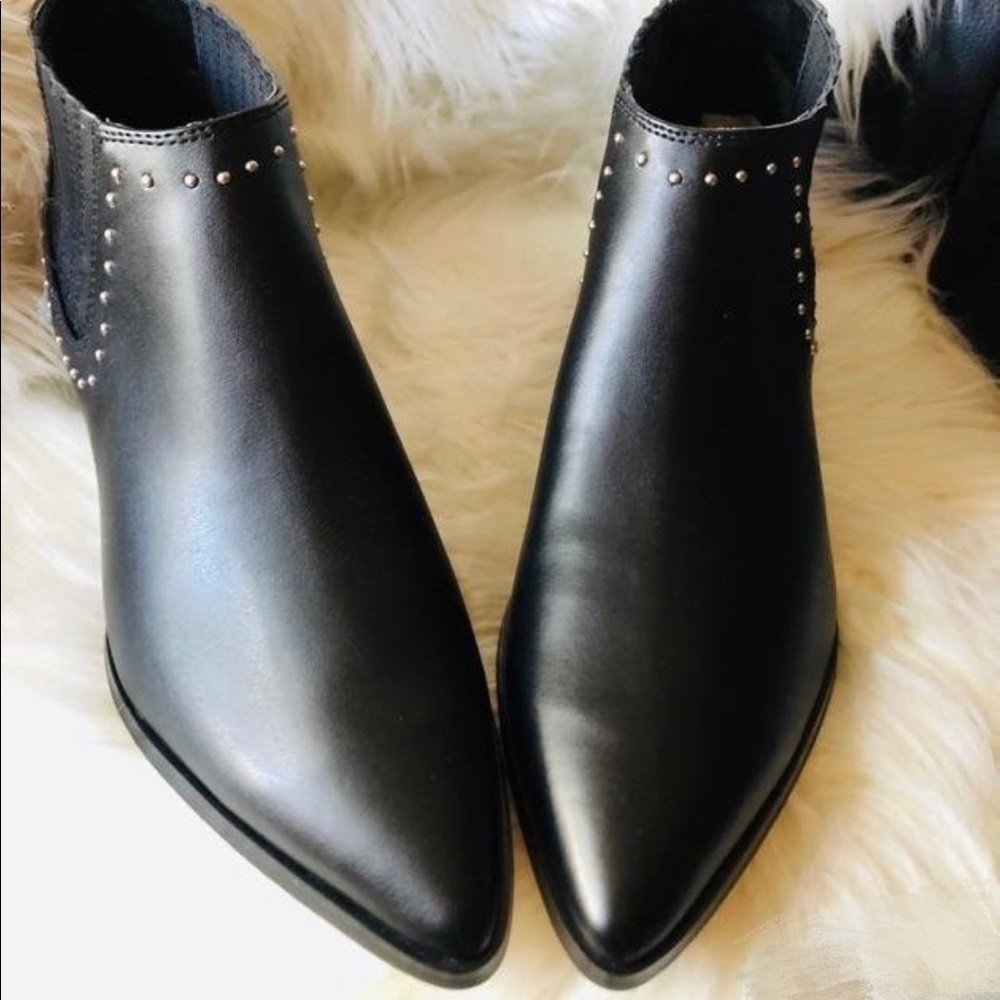 Marc Fisher Idalee Studded Chelsea Booties Black 5.5M